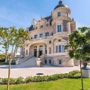 Châteaux et vignobles